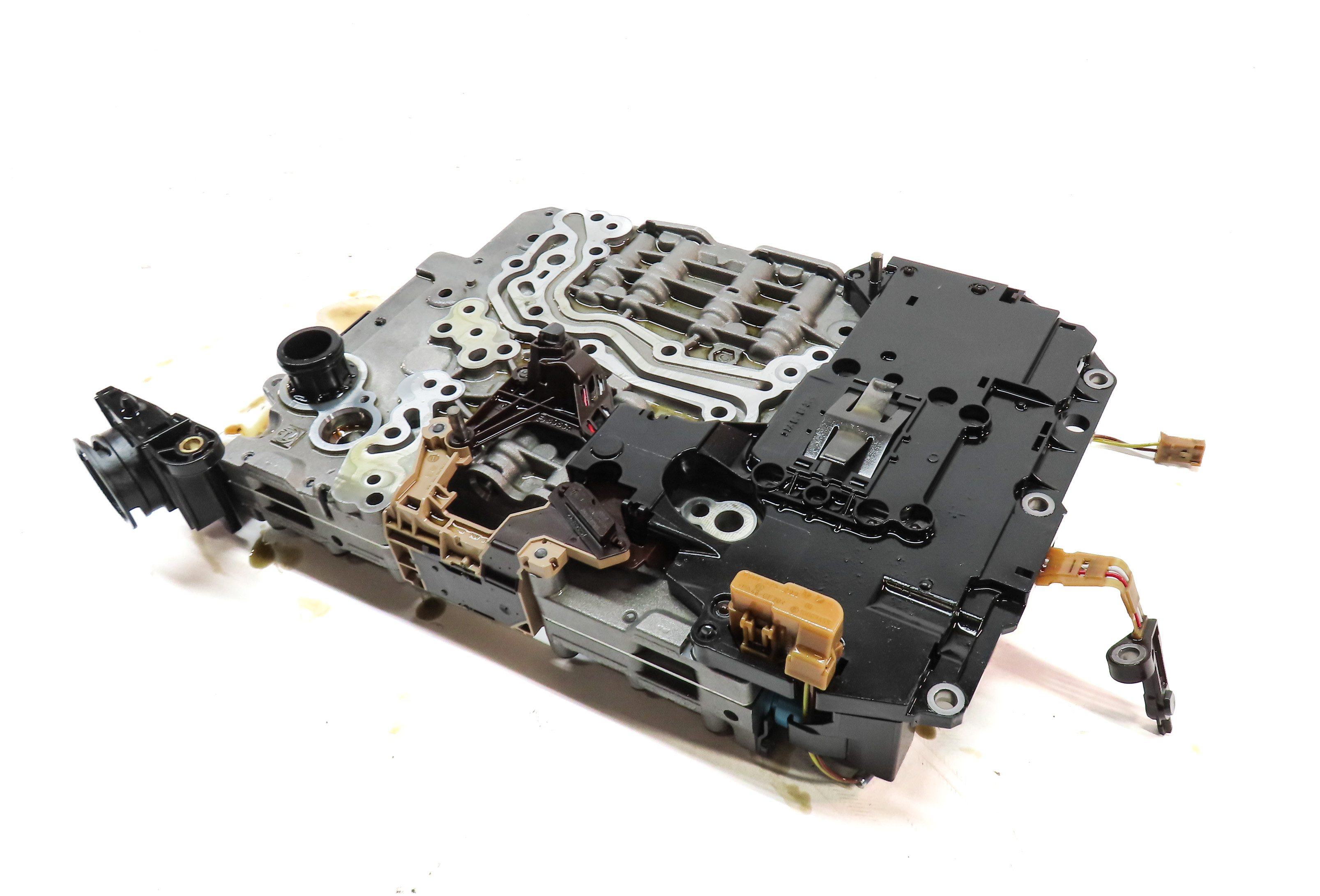 15-17 AUDI SQ5 (B8 8R) 3.0L 8-SPEED QCY A/T AUTOMATIC TRANSMISSION VALVE BODY — exact item pictured